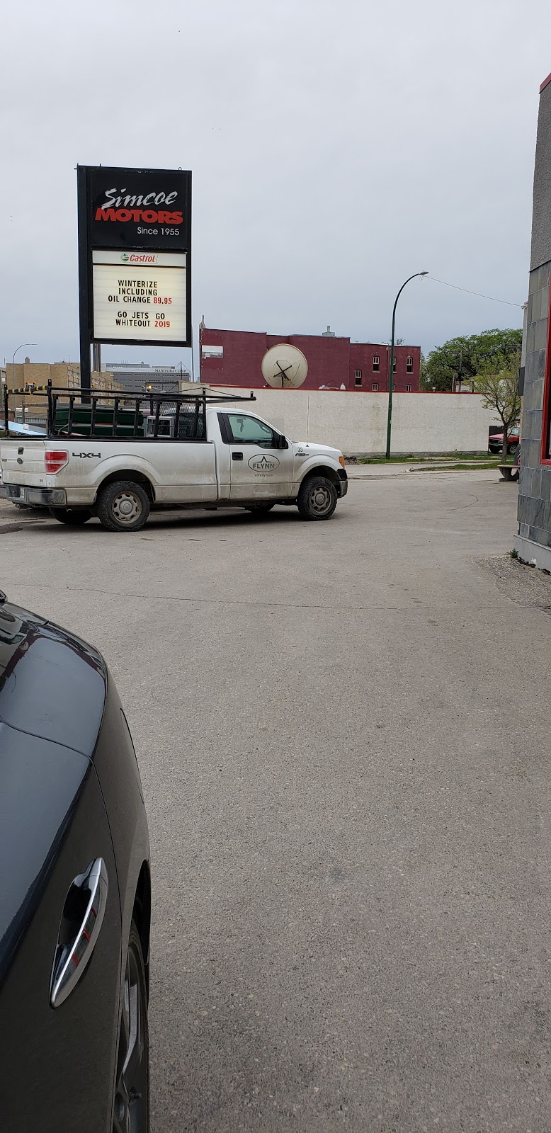 Simcoe Motors Ltd | 850 Notre Dame Ave, Winnipeg, MB R3E 0M6, Canada | Phone: (204) 786-6506