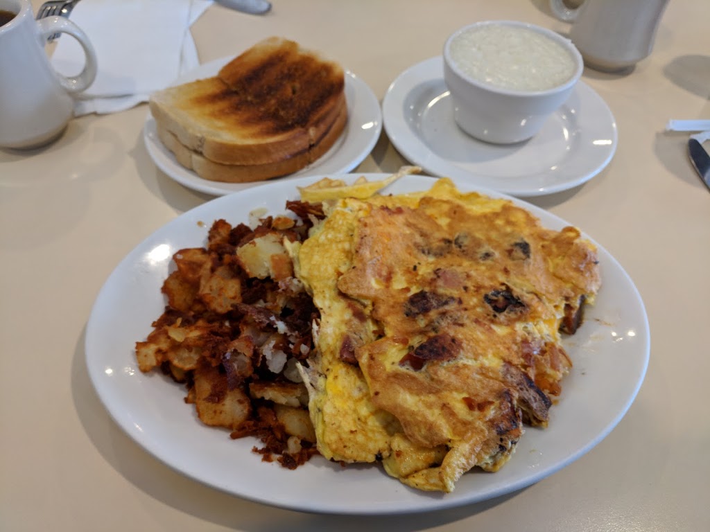 Tom Manis Restaurant | 1232 10th St, Port Huron, MI 48060, USA | Phone: (810) 982-9021