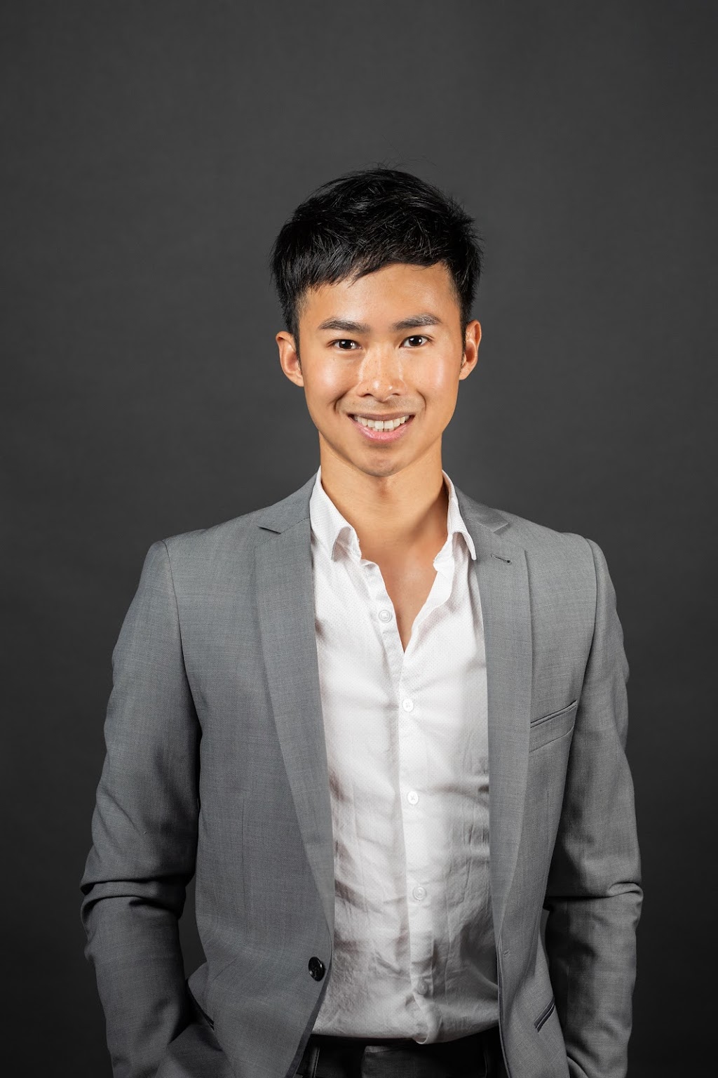 Dennis Ho Realtor, Grand Central Realty | 3700 N Fraser Way #230, Burnaby, BC V5J 5H4, Canada | Phone: (604) 765-8889