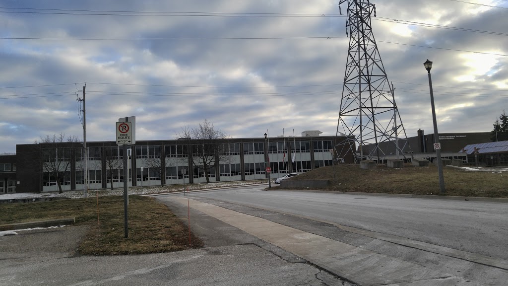 Denis Morris Catholic High School | 40 Glen Morris Dr, St. Catharines, ON L2T 2M9, Canada | Phone: (905) 684-8731