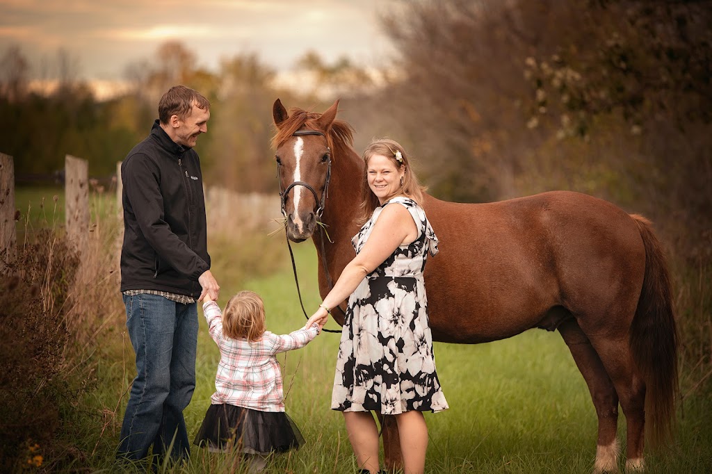 Limitless Photography Theresa Chalmers | 415 Exmouth St Unit #2, Sarnia, ON N7T 8A4, Canada | Phone: (519) 331-2752