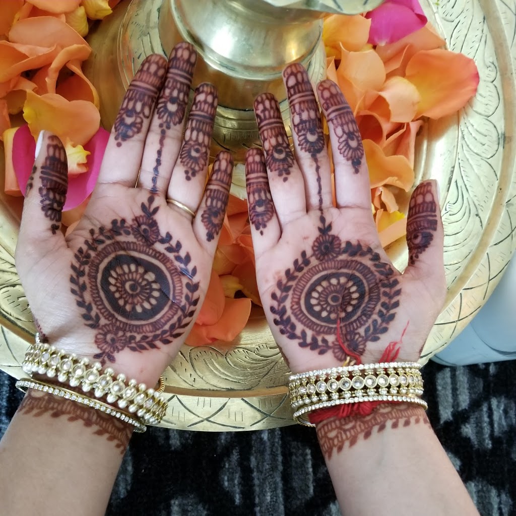 Naz e henna | Tianalee Crescent, Brampton, ON L7A 2X4, Canada | Phone: (647) 317-6757