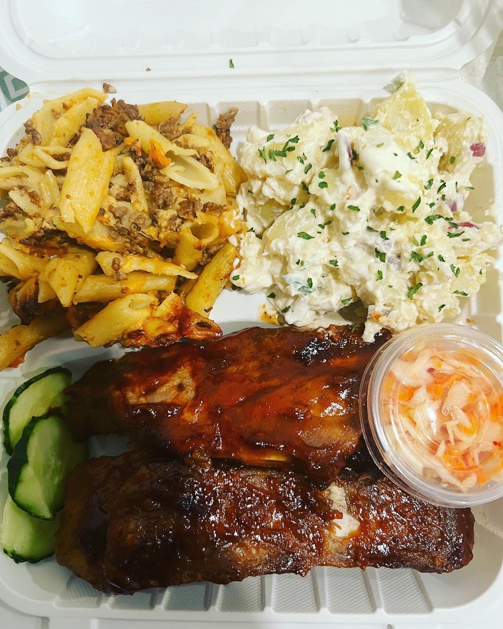 Lunies Cuisine, Haitian Restaurant | 141 Summersides Blvd, Welland, ON L3B 5N5, Canada | Phone: (905) 714-2421