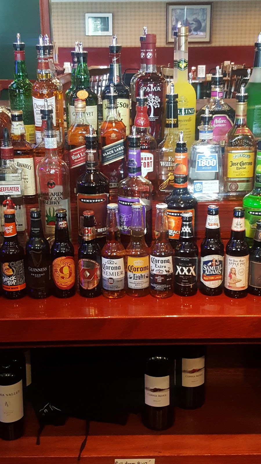 Black Bear Tavern | 151 Main St, Colebrook, NH 03576, USA | Phone: (603) 237-5521