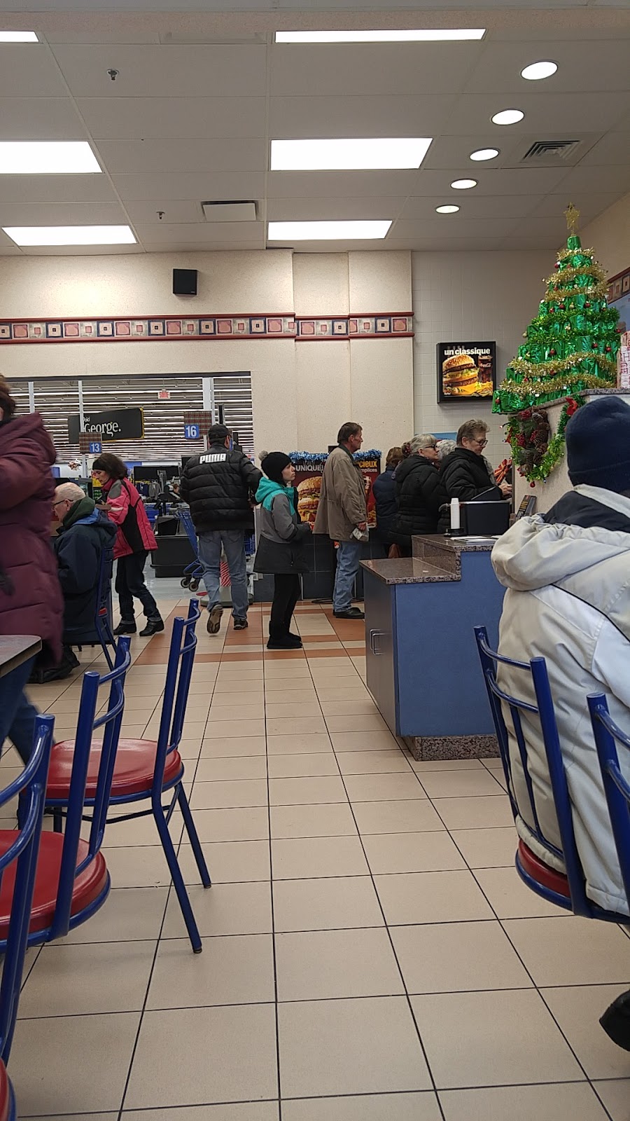 McDonalds | 1600 Boulevard Royal, Shawinigan, QC G9N 8S8, Canada | Phone: (819) 537-1111