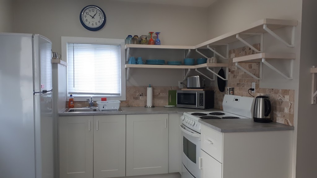Dover Sands | 206 St George St, Port Dover, ON N0A 1N0, Canada | Phone: (519) 583-2263