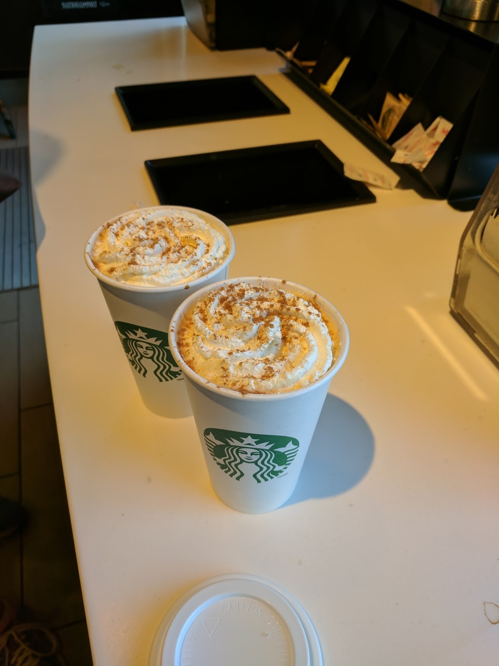 Starbucks | 5500 Sunshine Coast Hwy, Sechelt, BC V0N 3A1, Canada | Phone: (604) 740-8144
