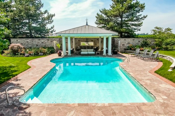 LooOK INside - Niagara Region | 5780 Blind Line, Burlington, ON L7P 0B2, Canada | Phone: (905) 802-7076