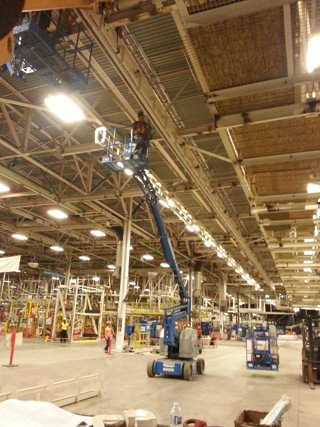 FCA Windsor | 2199 Chrysler Centre, Windsor, ON N8W 3Y3, Canada | Phone: (519) 973-2000