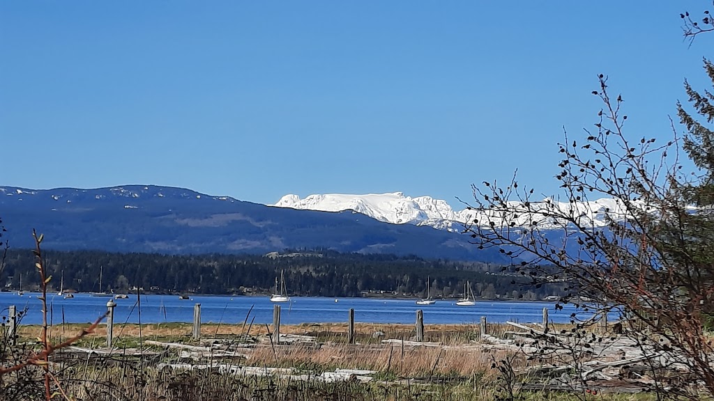 Mack Laing Nature Park | Comox Ave, Comox, BC V9M 2R8, Canada | Phone: (250) 339-2255