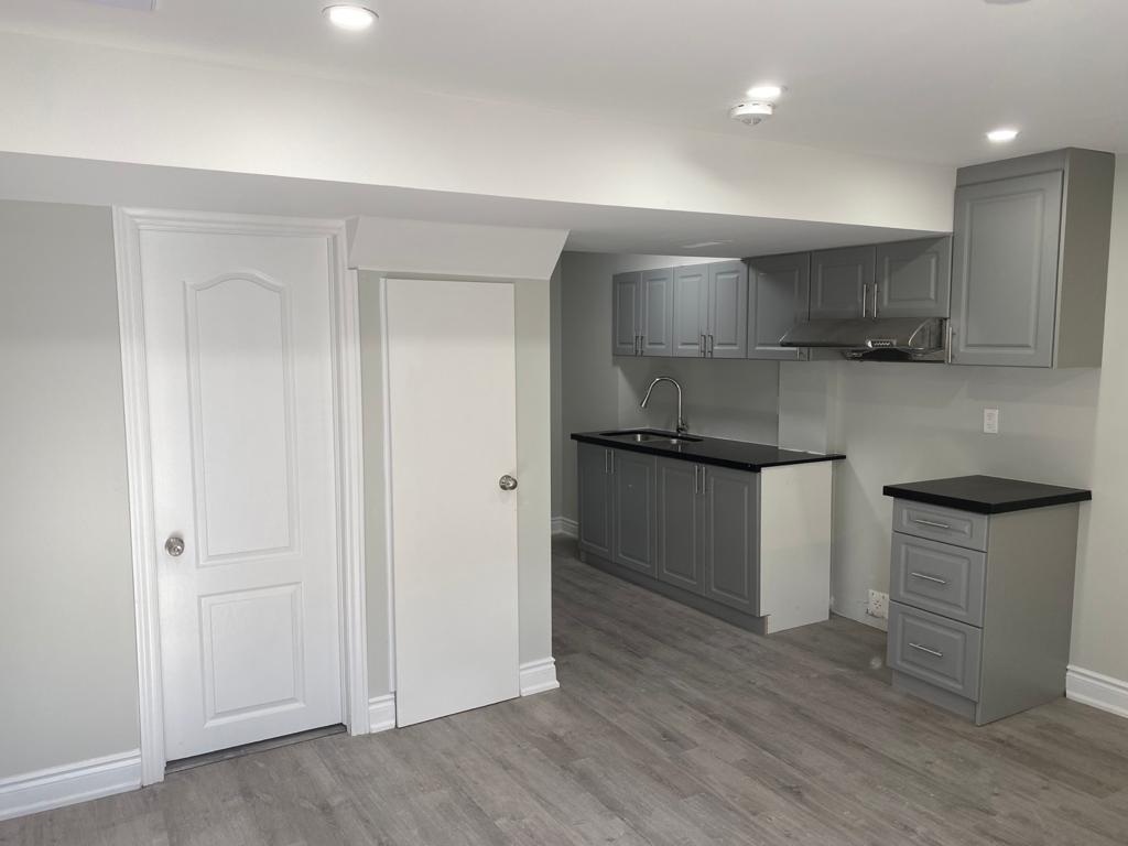 Chicago7 Painting & Renovation | 107 Fandango Dr, Brampton, ON L6X 0P8, Canada | Phone: (437) 239-8787