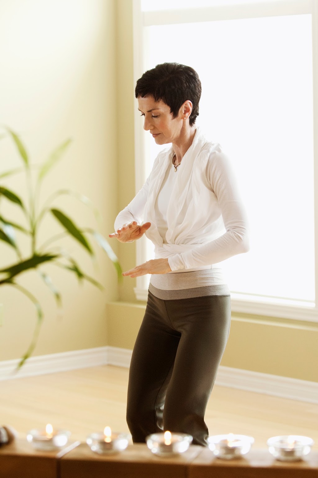 YogaMonde | 5136 QC-132, Sainte-Catherine, QC J5C 1L8, Canada | Phone: (450) 993-1085