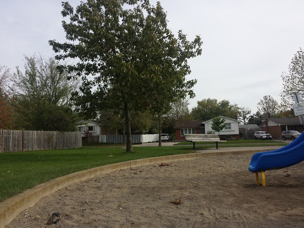 St. Lawrence Park | 5 St Lawrence Blvd, London, ON N6J 2W8, Canada | Phone: (519) 661-5575