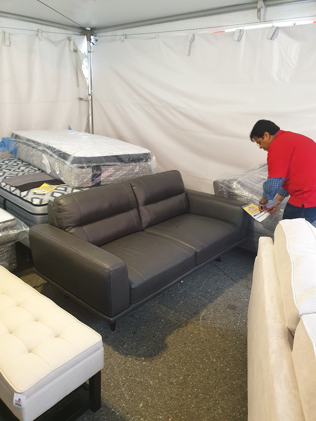 JR Furniture | 2967 Grandview Hwy, Vancouver, BC V5M 2E4, Canada | Phone: (604) 433-4426