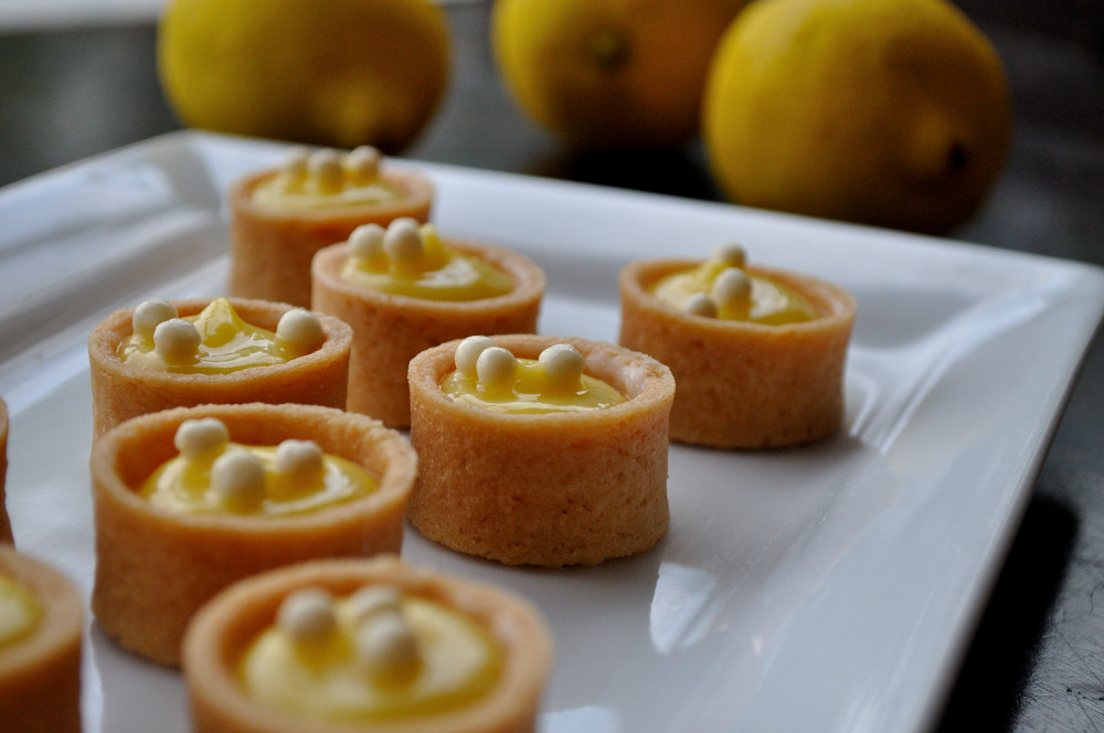 Epicuria Food Shop and Catering | 357 St Laurent Blvd, Ottawa, ON K1K 2Z7, Canada | Phone: (613) 745-7356