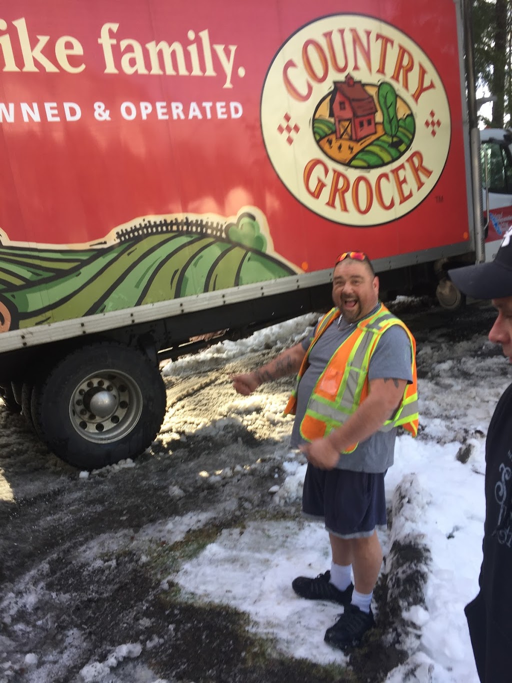 Lake Cowichan Towing | 215 Madill Rd #5, Lake Cowichan, BC V0R 2G1, Canada | Phone: (250) 510-8200