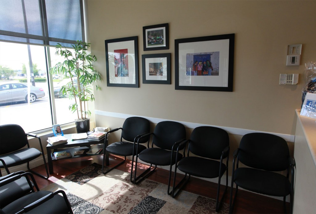 Bayview Family Dental | 15380 Bayview Ave, Aurora, ON L4G 7J1, Canada | Phone: (905) 841-0341