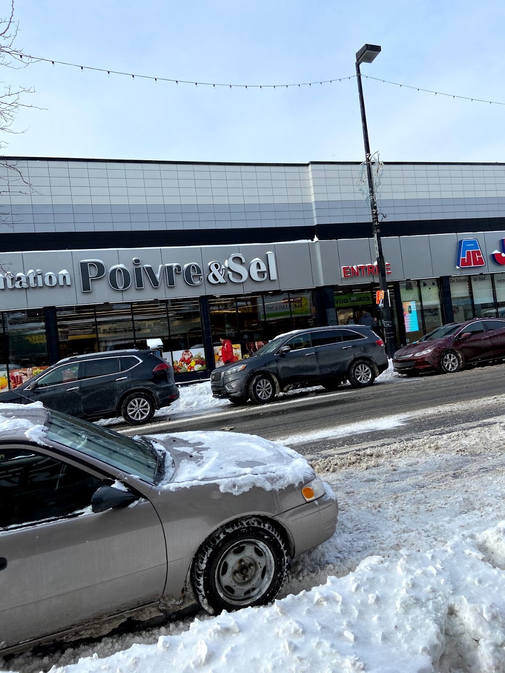 PJC Jean Coutu | 3245 Rue Masson, Montréal, QC H1Y 1Y4, Canada | Phone: (514) 374-3611
