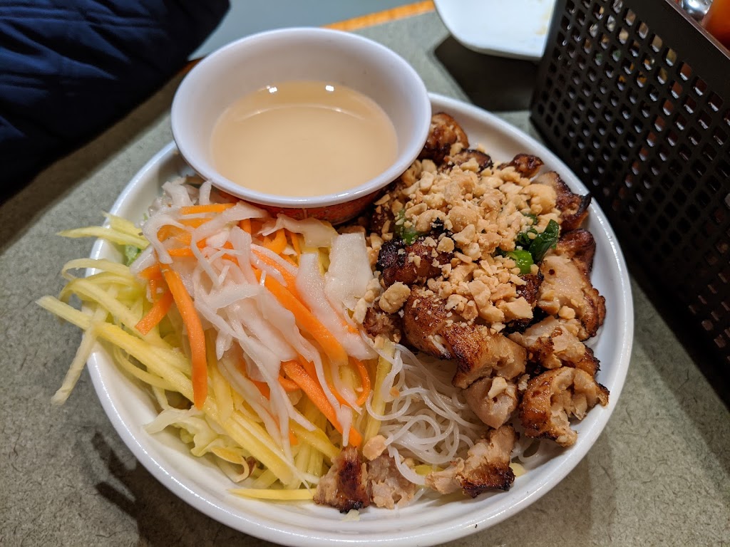 South 88 Viet Thai Restaurant | 95 First St G4, Orangeville, ON L9W 2E8, Canada | Phone: (519) 942-8805
