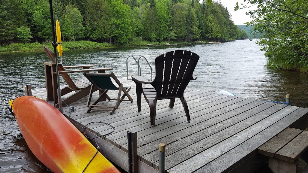 Au Beau Soleil Bed & Breakfast | 1685 Chem. du Village, Mont-Tremblant, QC J8E 1K4, Canada | Phone: (450) 233-2890