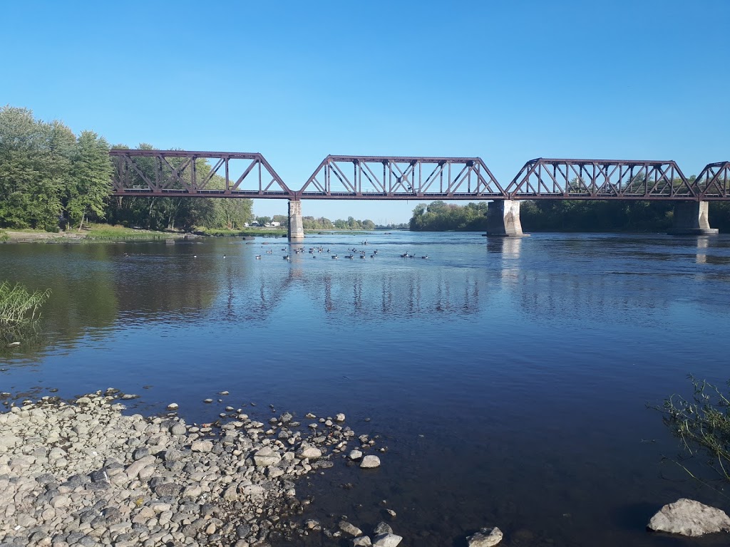 Parc Donat-Bélisle | 50 Rue Saint Pierre, Terrebonne, QC J6W 5P2, Canada | Phone: (450) 961-2001