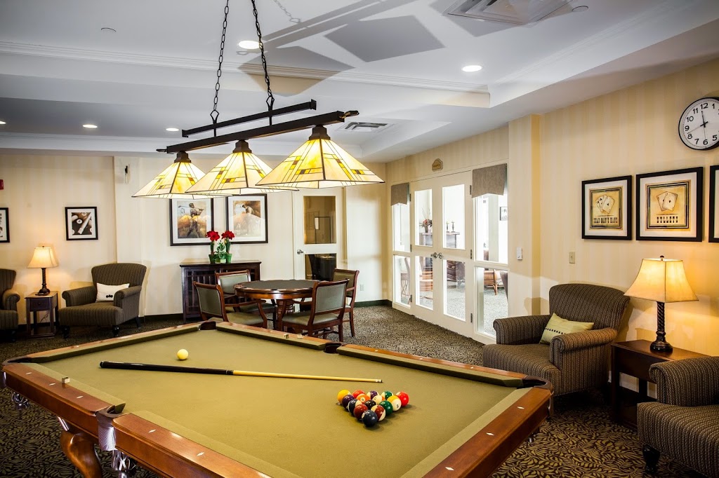 Leacock Retirement Lodge | 298 Forest Ave N, Orillia, ON L3V 0C3, Canada | Phone: (705) 329-3887