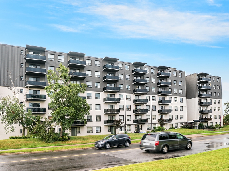 380 Gibb Street - Rental Apartments | 380 Gibb St, Oshawa, ON L1J 1Z3, Canada | Phone: (365) 799-5101
