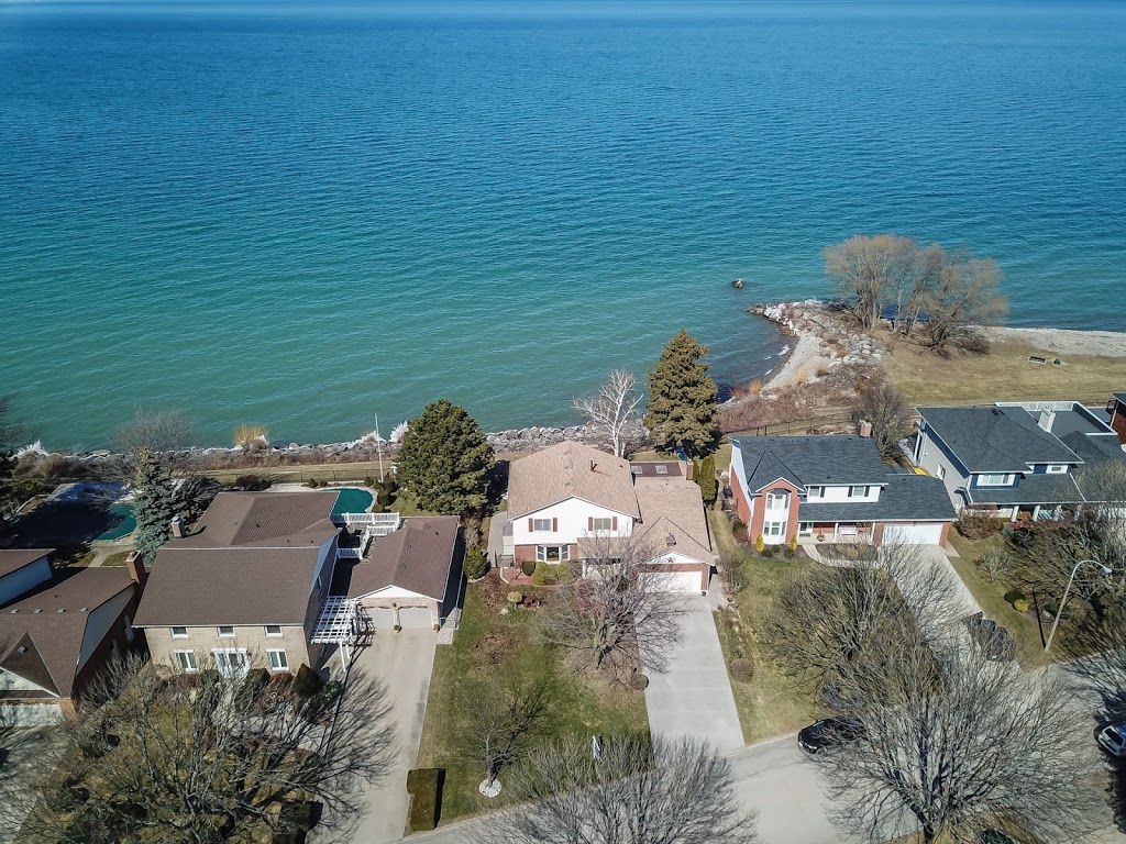 Lynn Fee Team of Keller Williams | 66 Main St E, Grimsby, ON L3M 1N3, Canada | Phone: (905) 975-1055