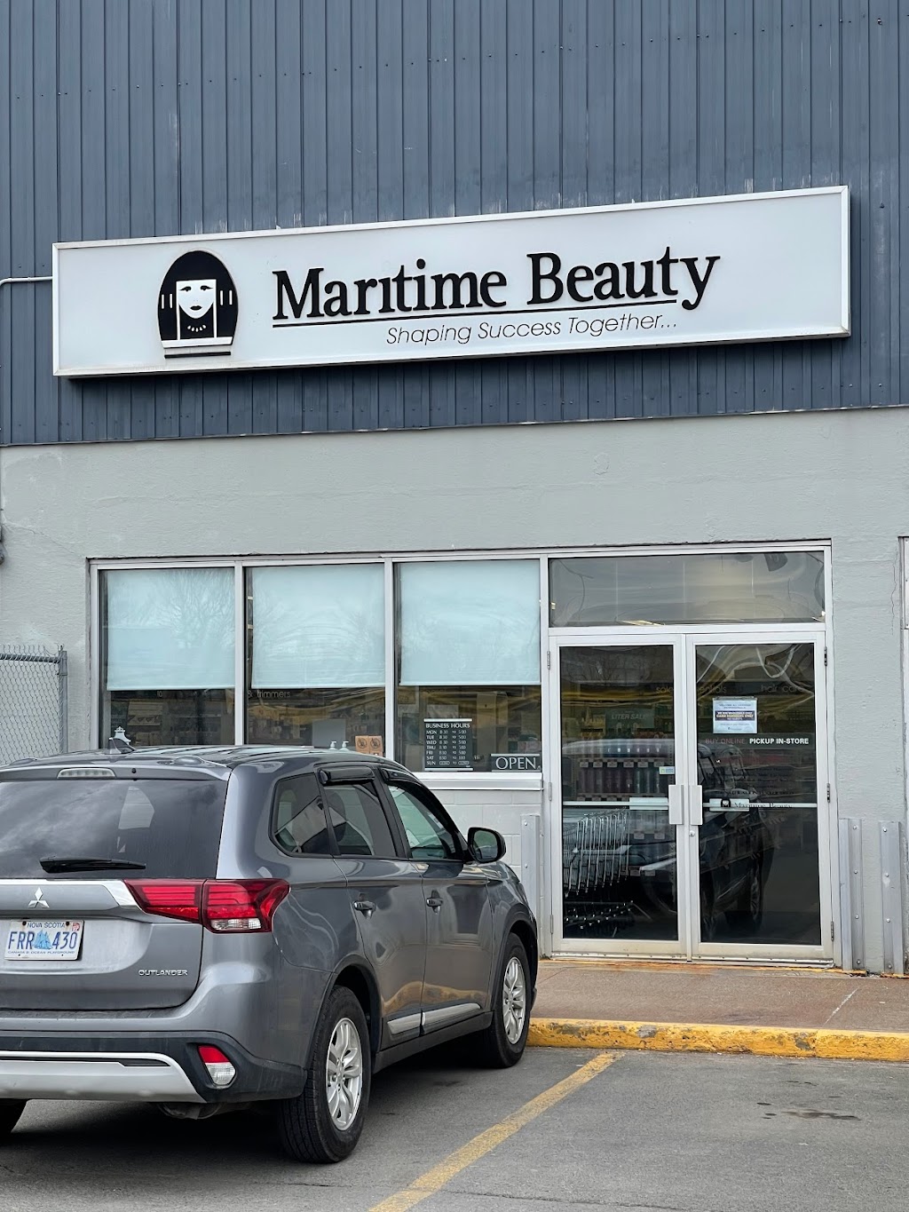 Maritime Beauty Supply | 610 E River Rd, New Glasgow, NS B2H 3S2, Canada | Phone: (902) 752-6295