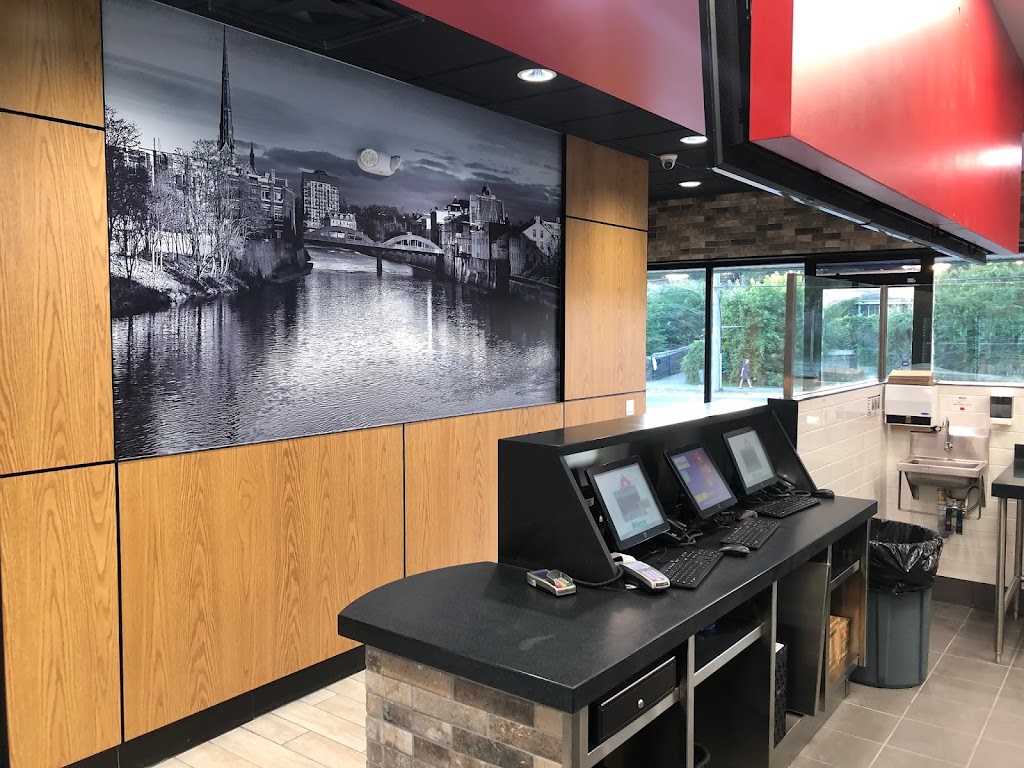 Dominos Pizza | 195 FRANKLIN BLVD, corner of, Dundas St S UNIT# 5, Cambridge, ON N1R 8H3, Canada | Phone: (519) 804-9744