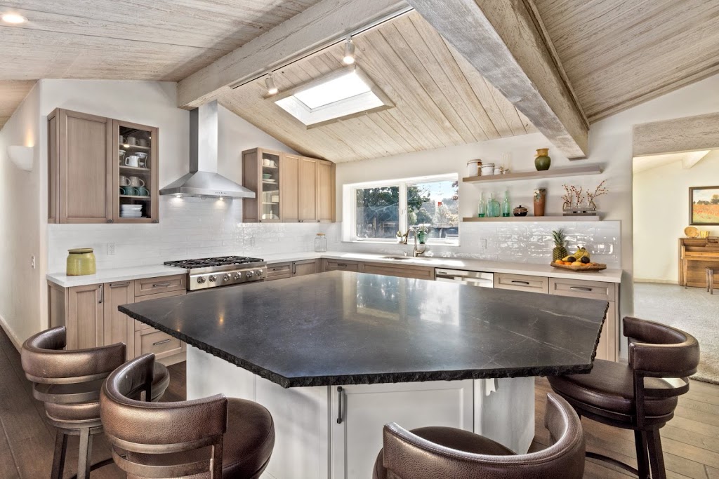 Blackwood Interiors Inc. | 29 Beju Ind. Dr, Sylvan Lake, AB T4S 0B6, Canada | Phone: (403) 864-6060