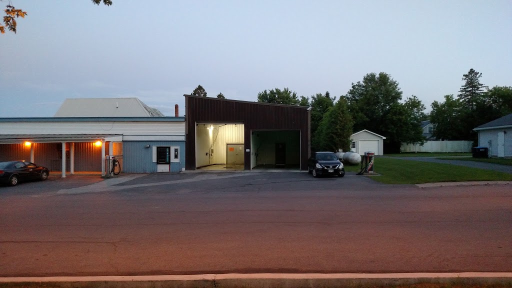 T Js North Country Laundromat | 1 Chapman St, Rouses Point, NY 12979, USA | Phone: (518) 297-6020