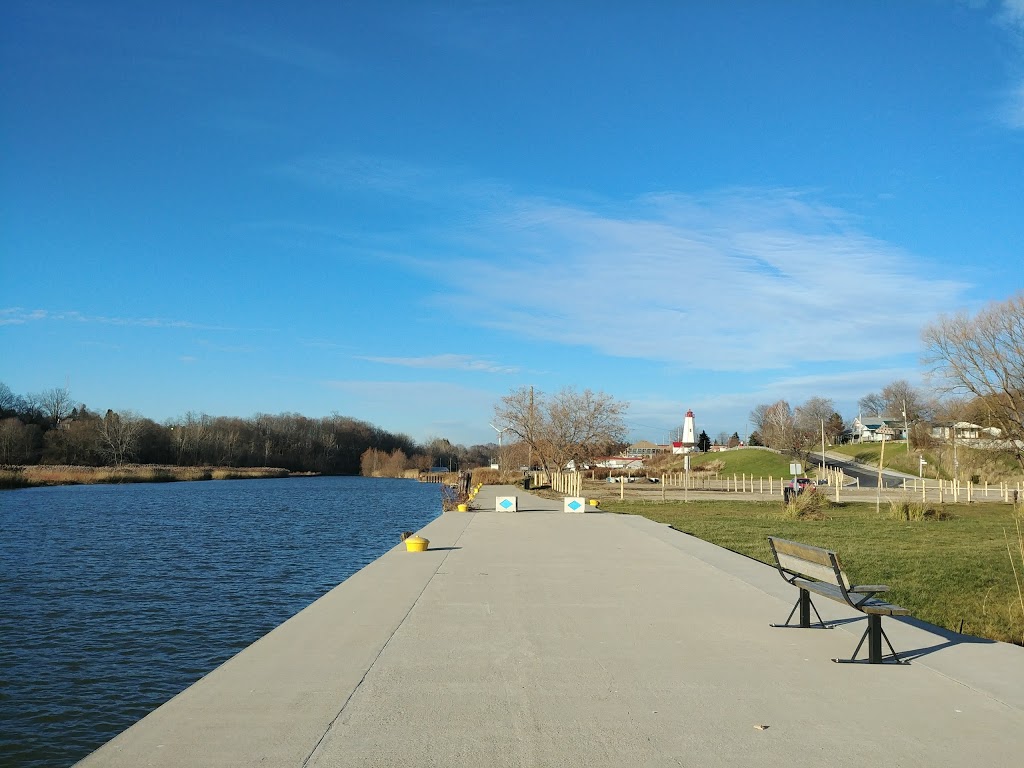 Port Burwell Provincial Park | 9 Wilson Ln, Port Burwell, ON N0J 1T0, Canada | Phone: (519) 874-4691