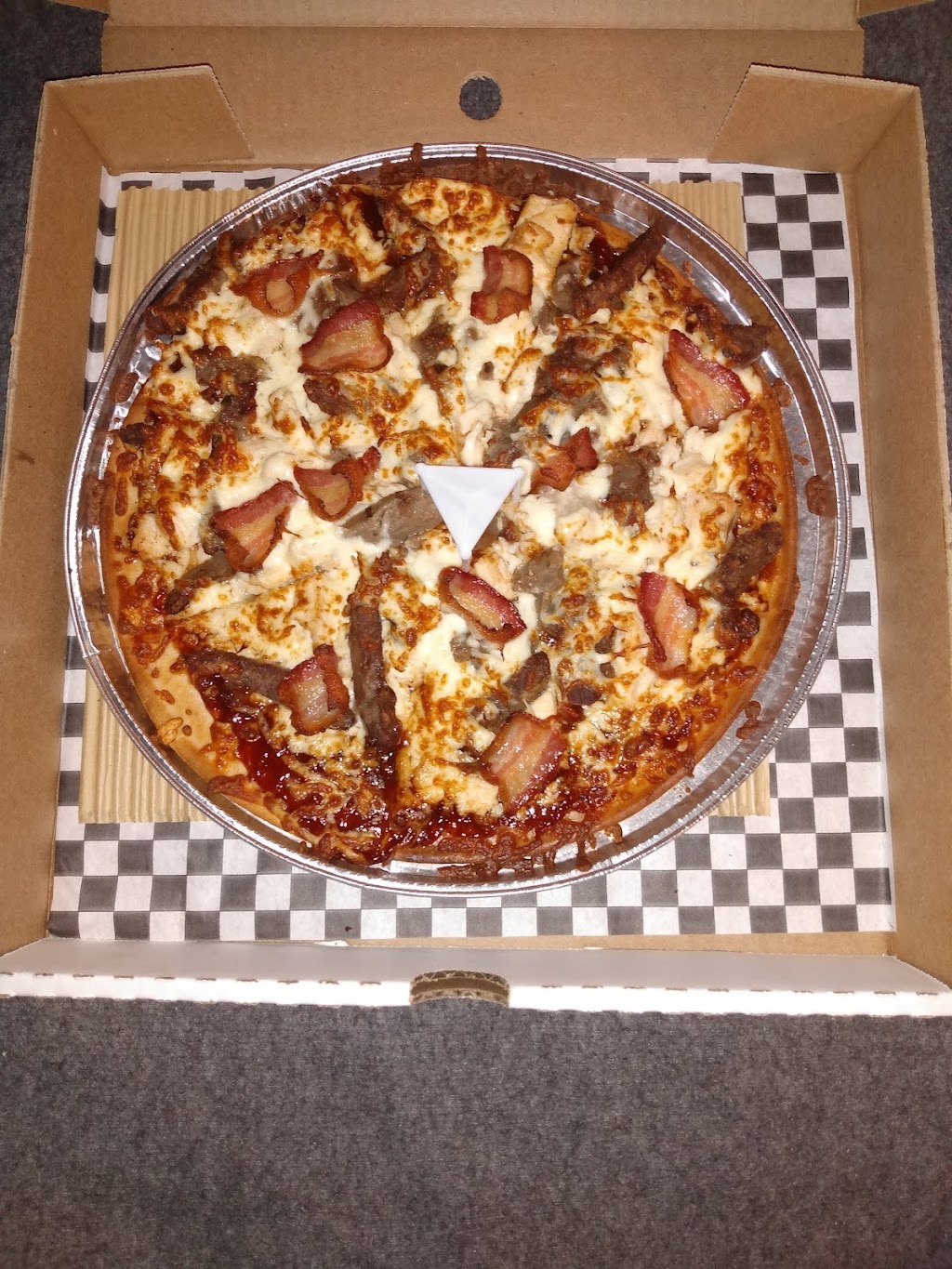 10 Buck Pizza Woodstock | 974 Dundas St, Woodstock, ON N4S 1H3, Canada | Phone: (519) 533-6335
