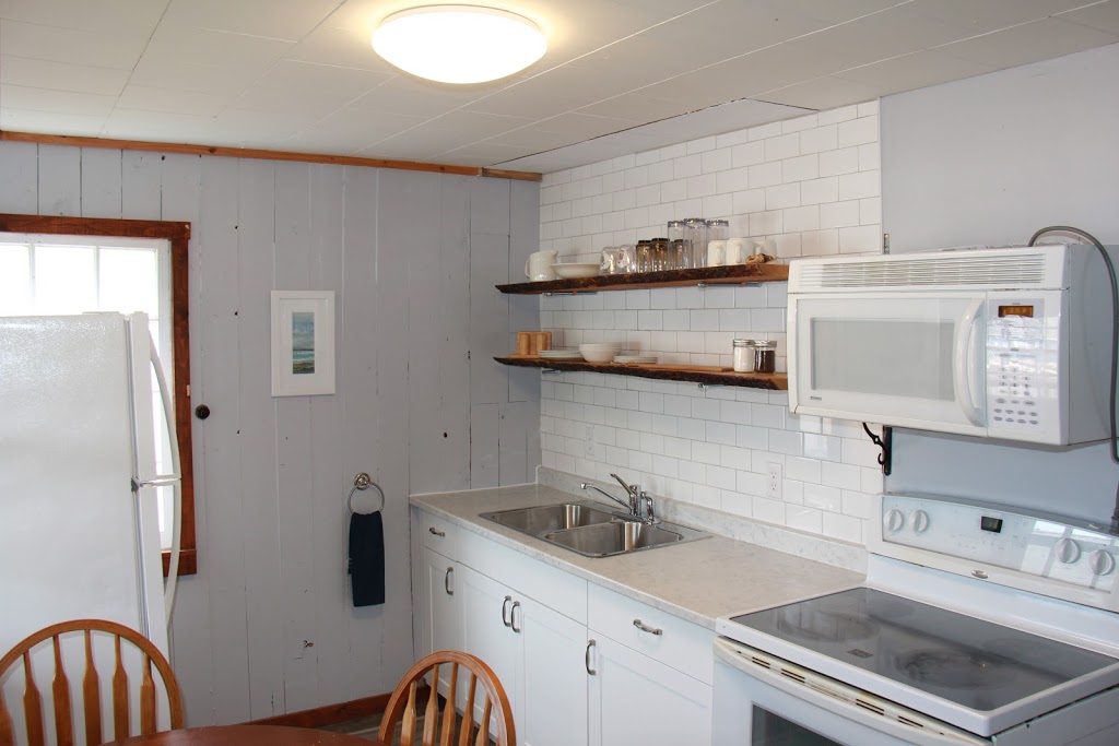 Yeomans By The Caves | 1 Yeomans Rd, Orange Hill, NB E5R 1J3, Canada | Phone: (519) 504-4143