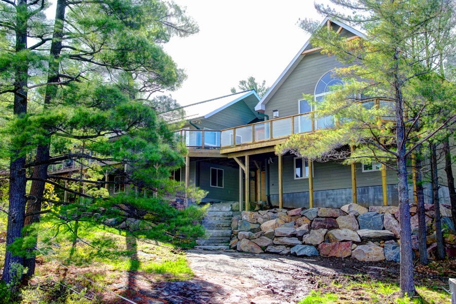 Spotlight Home & Lifestyle Inc. | 3001 Buckhorn Rd, Lakefield, ON K0L 2H0, Canada | Phone: (877) 217-9777