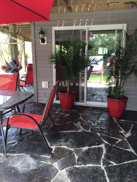 N This On The Bay Lower Vacation Suite | 123 Wilson Dr, Wiarton, ON N0H 2T0, Canada | Phone: (519) 574-8600
