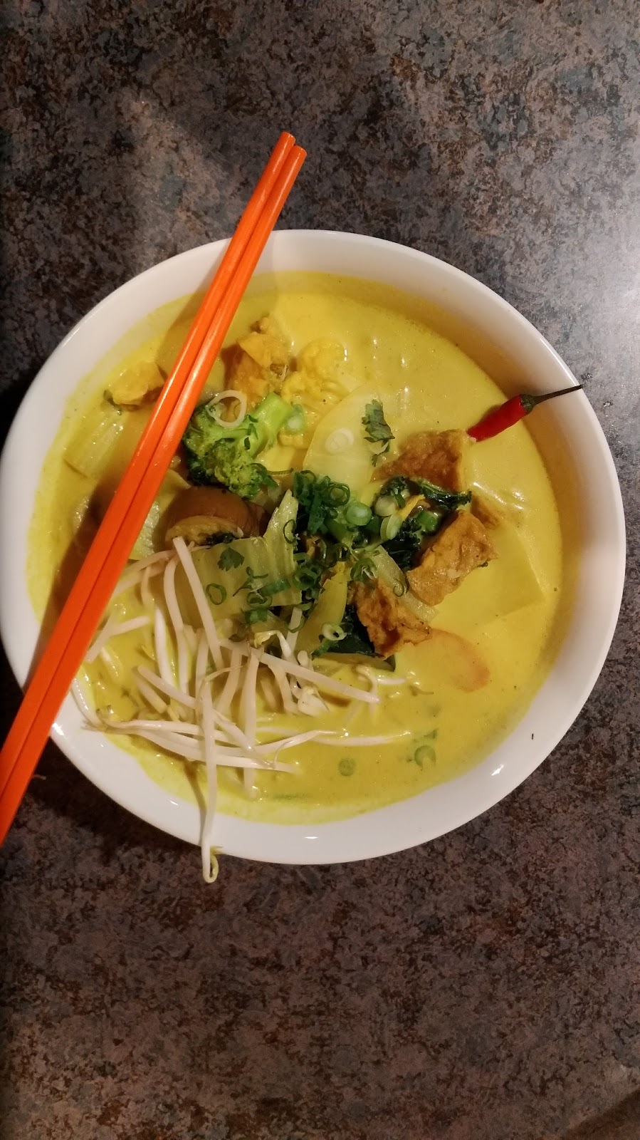 Pho Delight Noodle Shop | 10838 82 Ave NW, Edmonton, AB T6E 2B3, Canada | Phone: (780) 702-1683