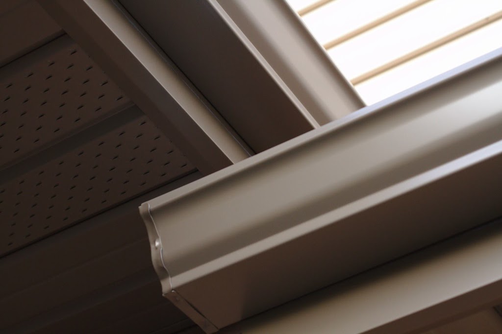 Eavestroughing Plus | 2533 County Rd 12, Essex, ON N8M 2X6, Canada | Phone: (519) 919-5200