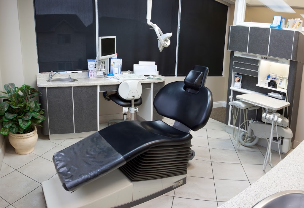 Ancaster Dental Care | 34 Stone Church Rd Suite 202, Ancaster, ON L9K 1S5, Canada | Phone: (905) 304-3479
