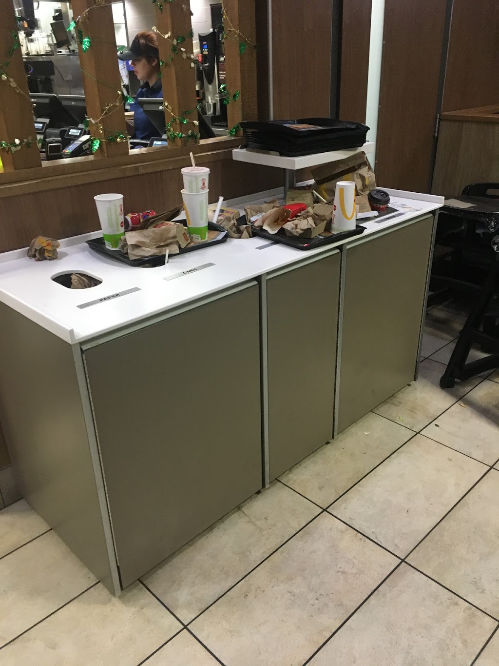 McDonalds | 1185 Dupont St, Toronto, ON M6H 1A5, Canada | Phone: (416) 536-4188