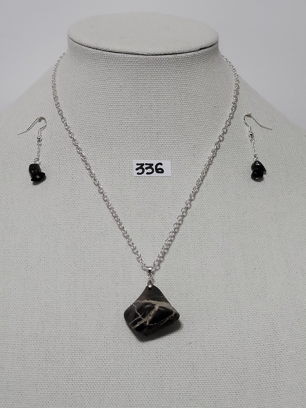 River Rock Jewellery | Fishleigh Dr, Scarborough, ON M1N 1H2, Canada | Phone: (905) 242-4993
