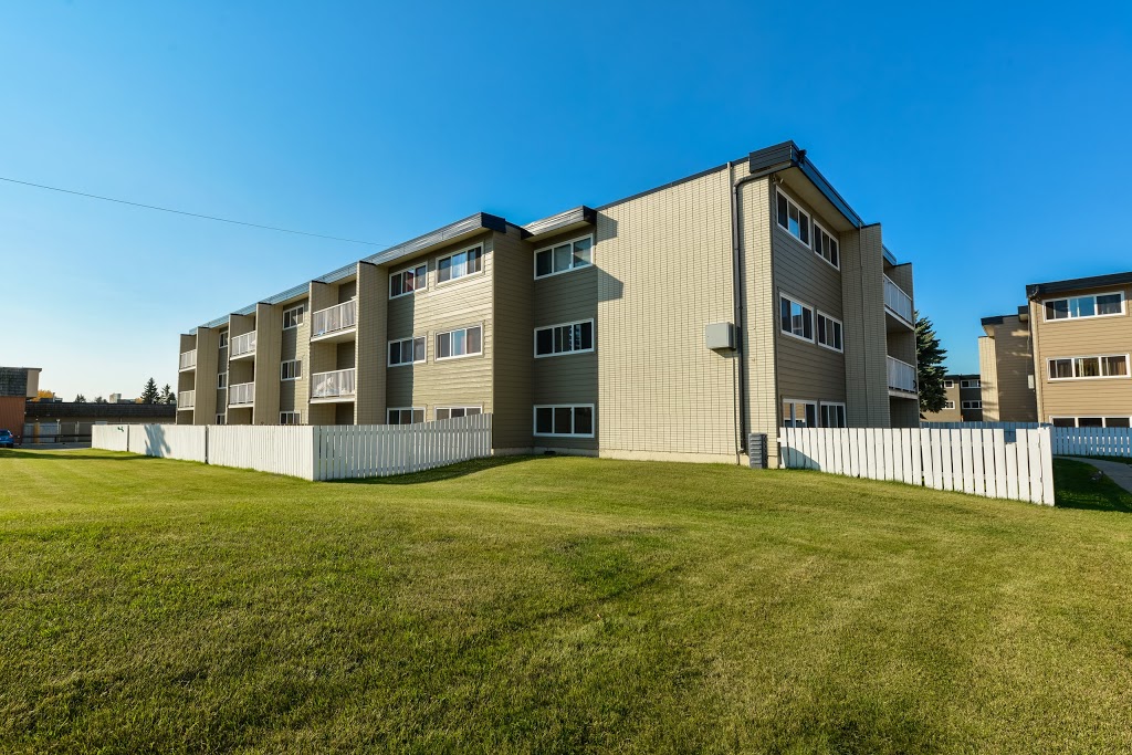Monterey Pointe | 14503 77 St, Edmonton, AB T5C 1E7, Canada | Phone: (780) 413-0014