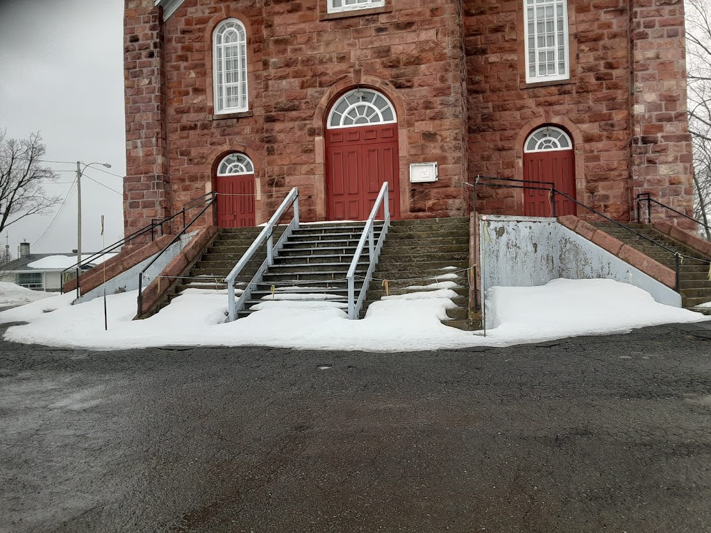 Église catholique Sainte-Françoise-Romaine | 23 Rue Principale, Sainte-Françoise, QC G0L 3B0, Canada | Phone: (418) 851-1116