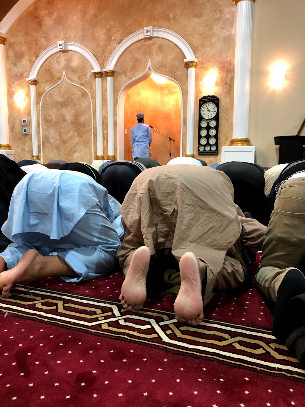 Brampton Islamic Center | 6 Lowry Dr, Brampton, ON L7A 1C4, Canada | Phone: (905) 459-9444
