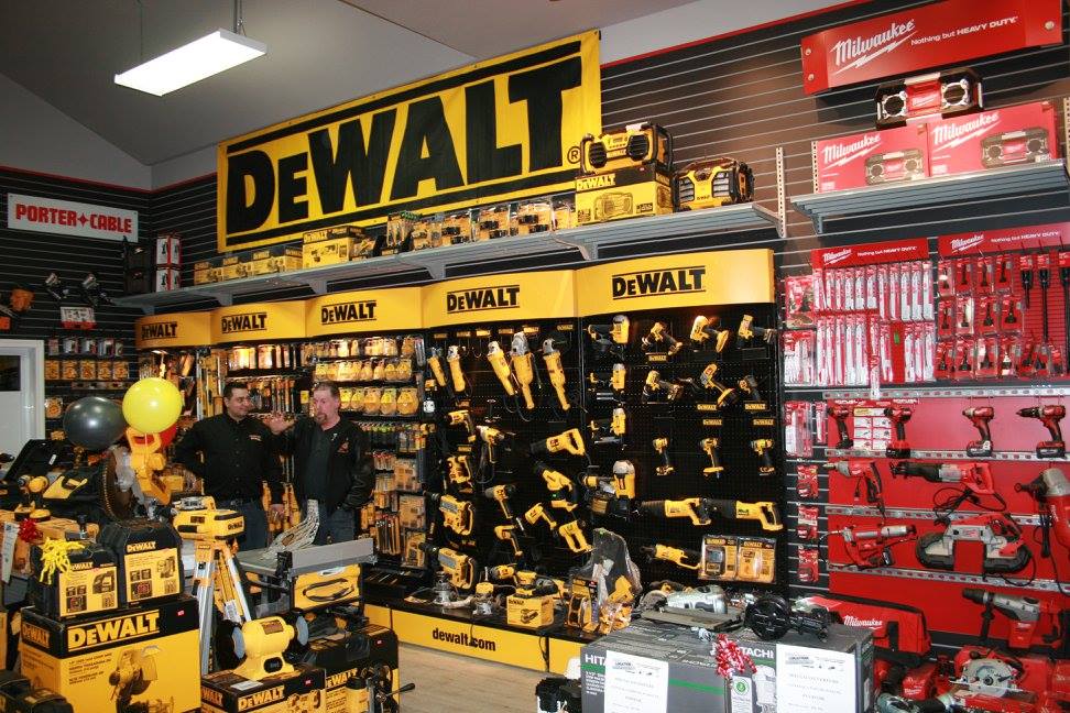 Location St-Tite Inc | 750 QC-153, Saint-Tite, QC G0X 3H0, Canada | Phone: (418) 365-1450