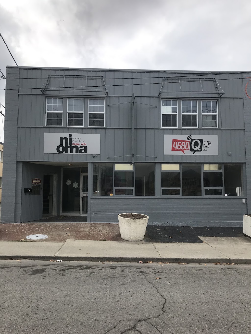 Niagara Institute Of Music & Arts | 4609 Crysler Ave, Niagara Falls, ON L2E 3V6, Canada | Phone: (905) 357-2284