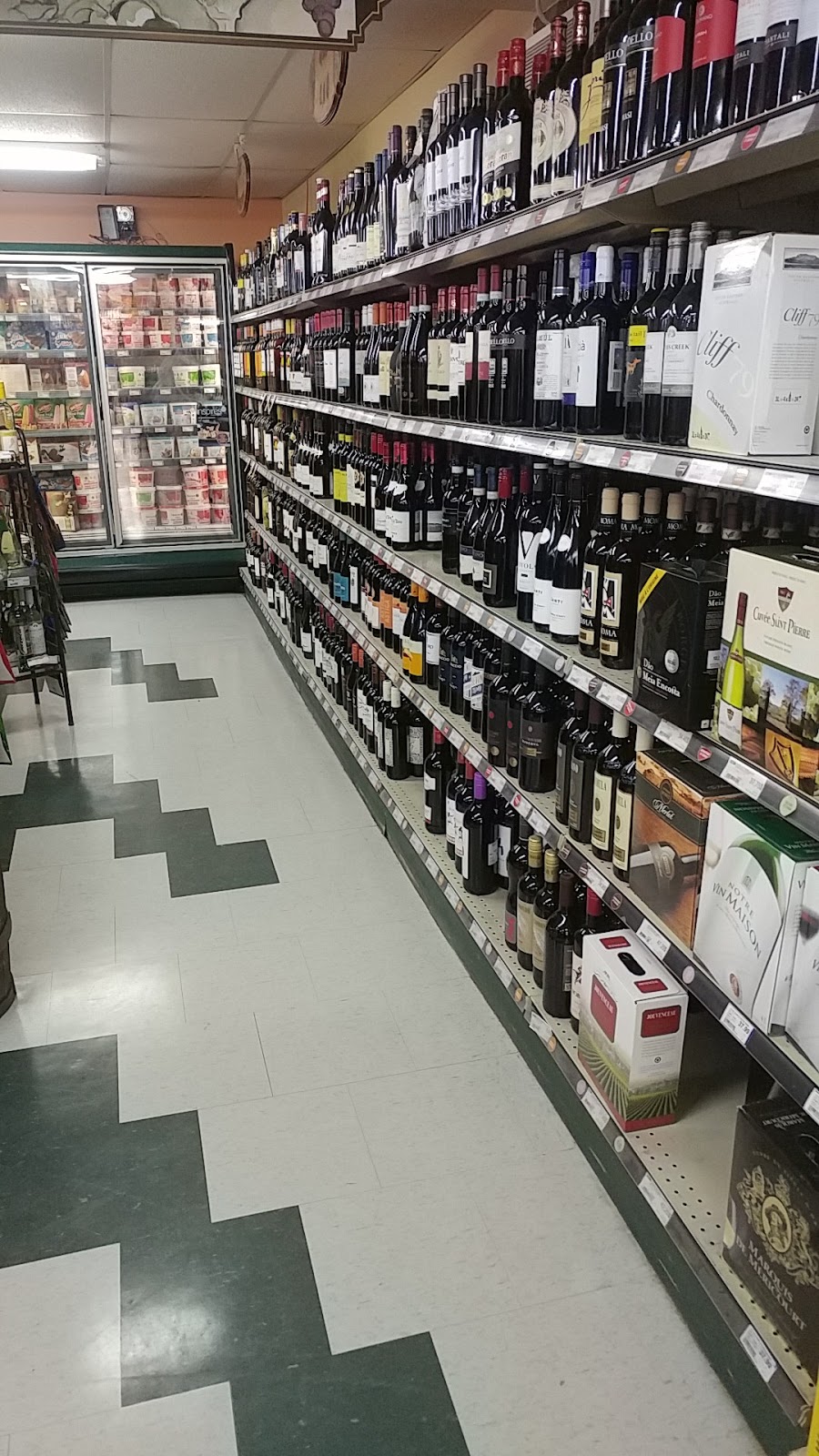 Tradition Bruneau & Frères inc markets. | 124 Chemin des Fondateurs, La Minerve, QC J0T 1S0, Canada | Phone: (819) 274-2233