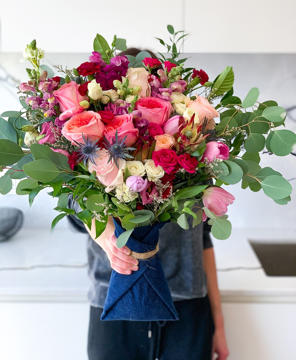 Tonic Blooms | 688 Richmond St W, Toronto, ON M6J 1C5, Canada | Phone: (416) 305-0035