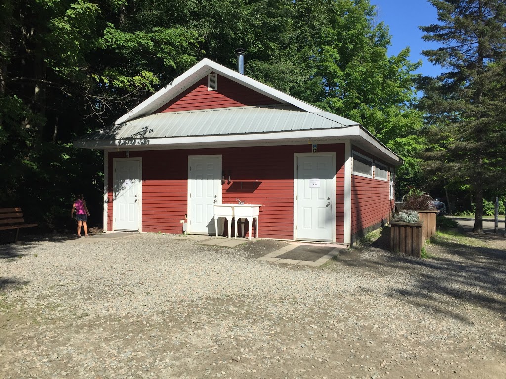 Camping du parc de la gorge | 400 Rue Saint-Marc, Coaticook, QC J1A 2R9, Canada | Phone: (888) 524-6743